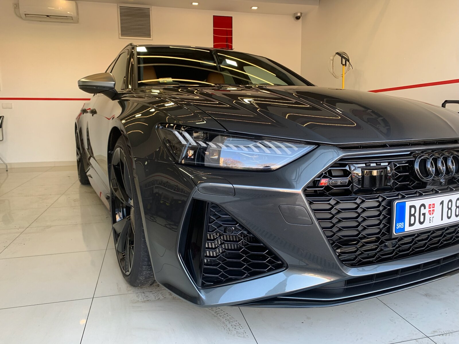 Detaljno pranje i zaštita automobila: sve što treba da znate o car detailingu 1 Arhont Detailing